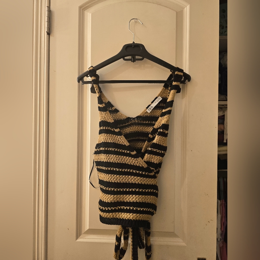 Free people knit wrap top sz large tan & black